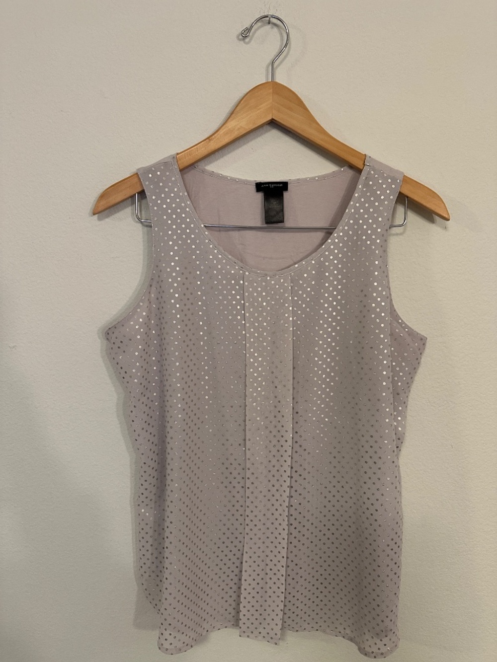 Ann Taylor Light Lavender Silver Polka Dot Sleeveless Blouse Top Medium